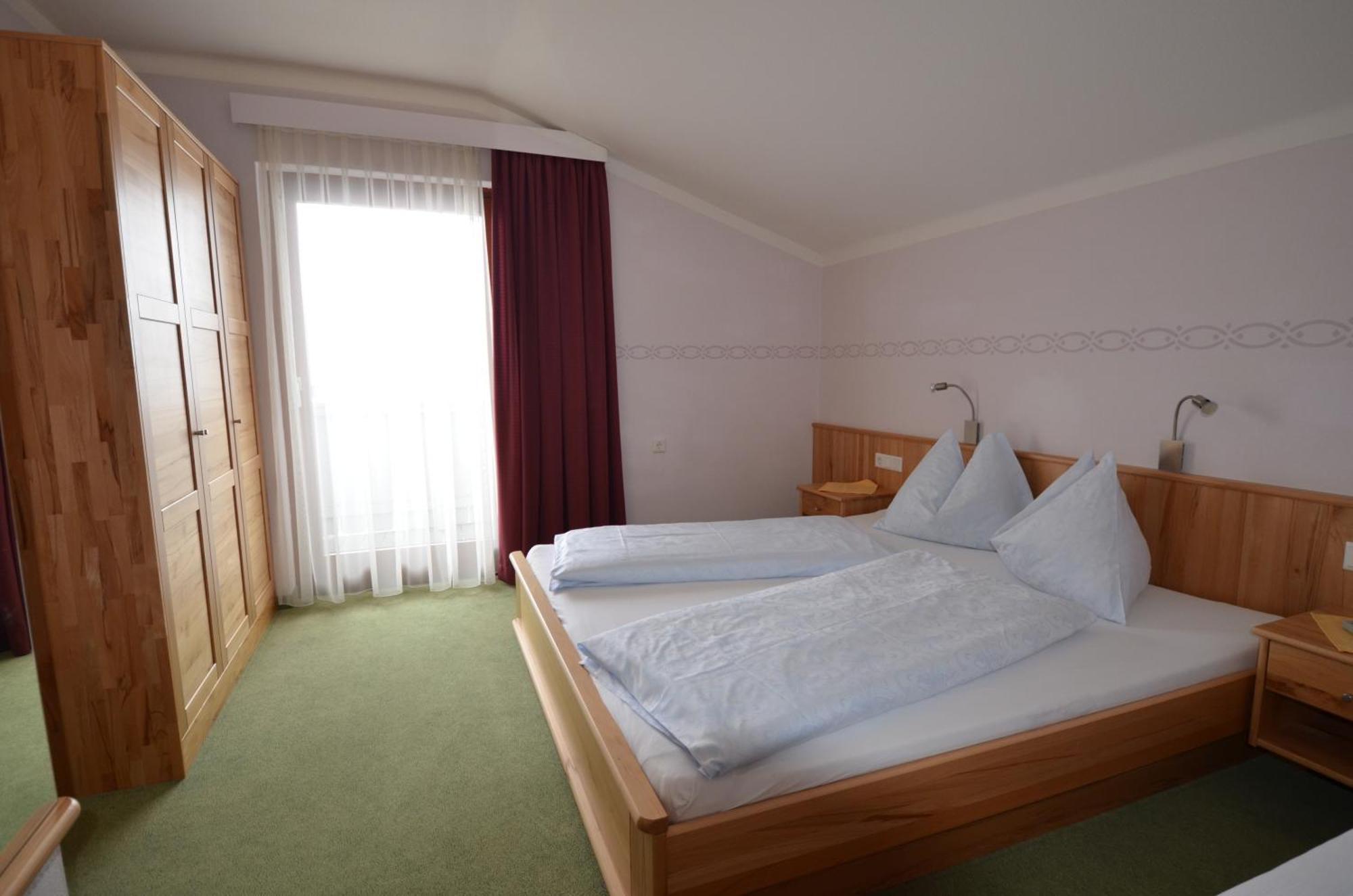 Appartements-Pension Lindenheim Schladming Værelse billede